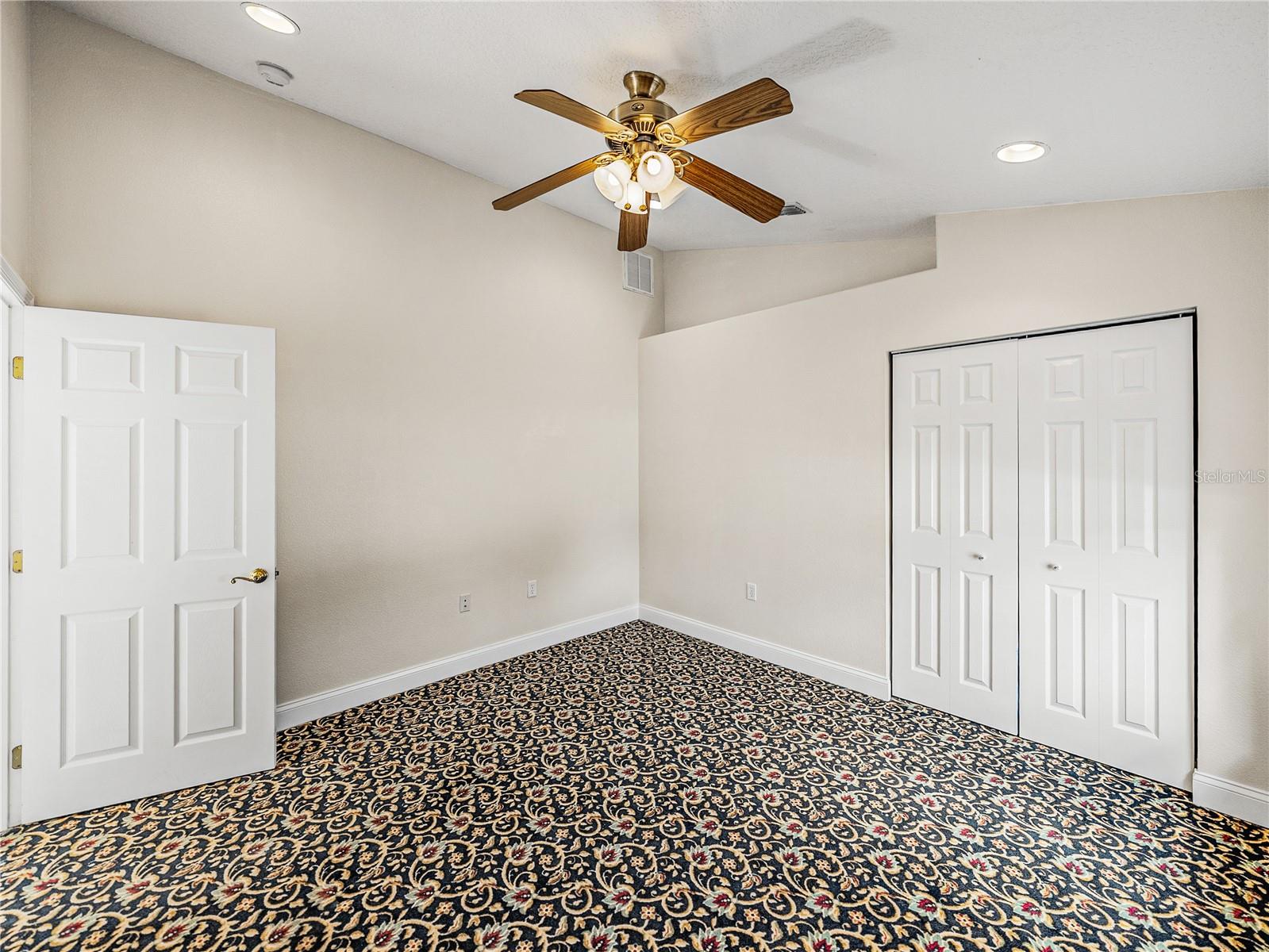 Listing photo id 40 for 11544 Arlhuna Way