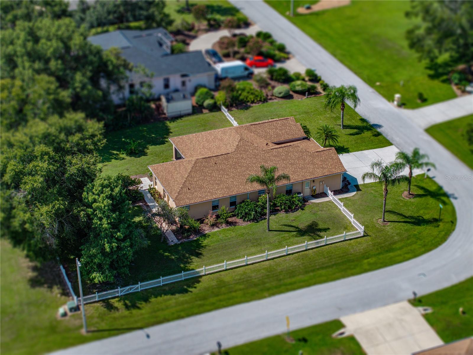 Listing photo id 47 for 11544 Arlhuna Way