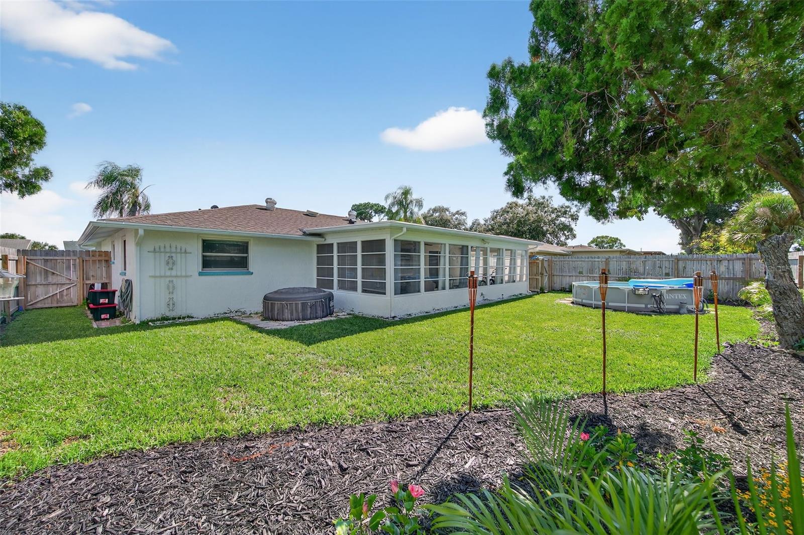 Image 3 of 30 For 7213 Isle Drive
