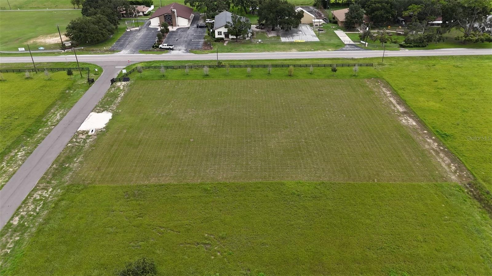 Image 3 of 11 For 14964 Crimson Oaks Tr
