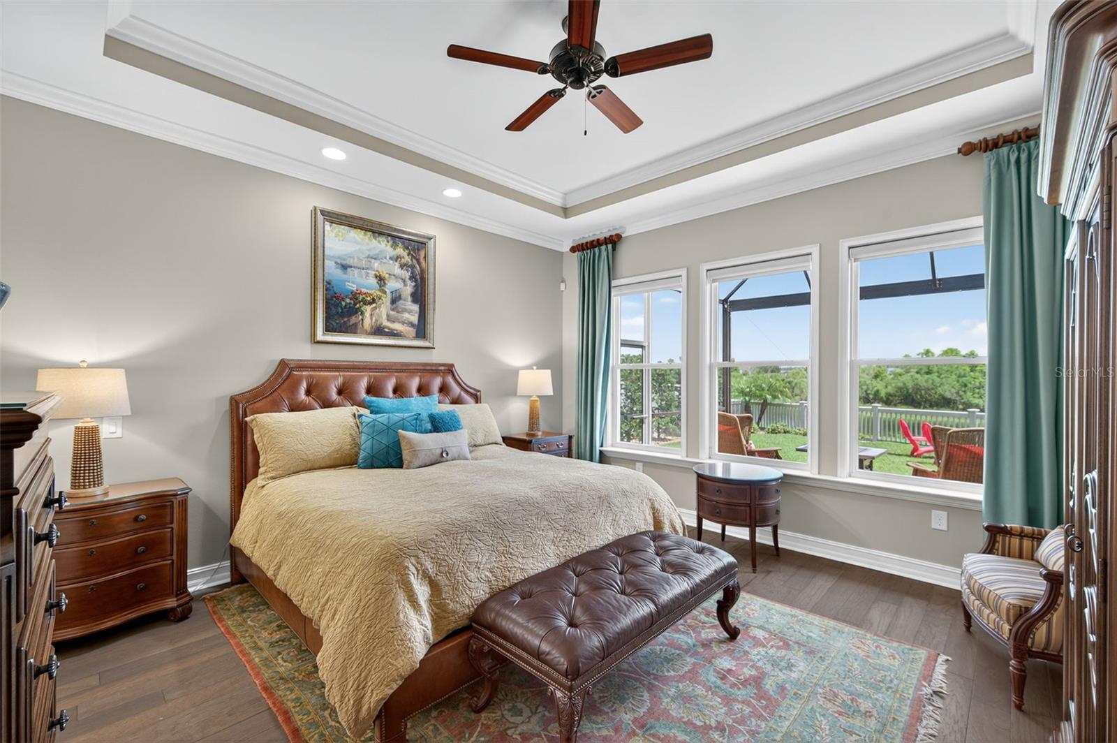 Listing photo id 27 for 4446 Ortona Lane