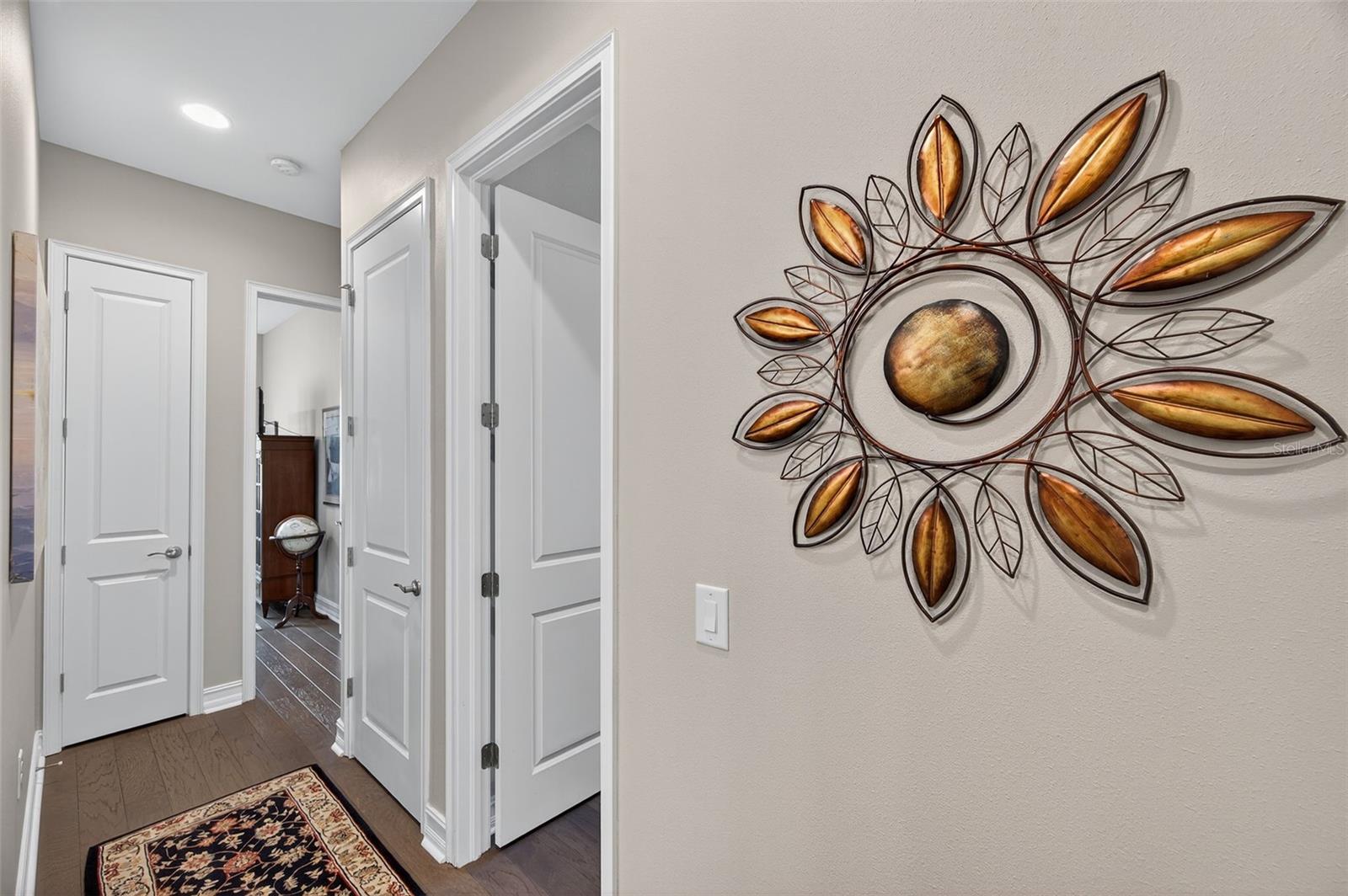 Listing photo id 38 for 4446 Ortona Lane