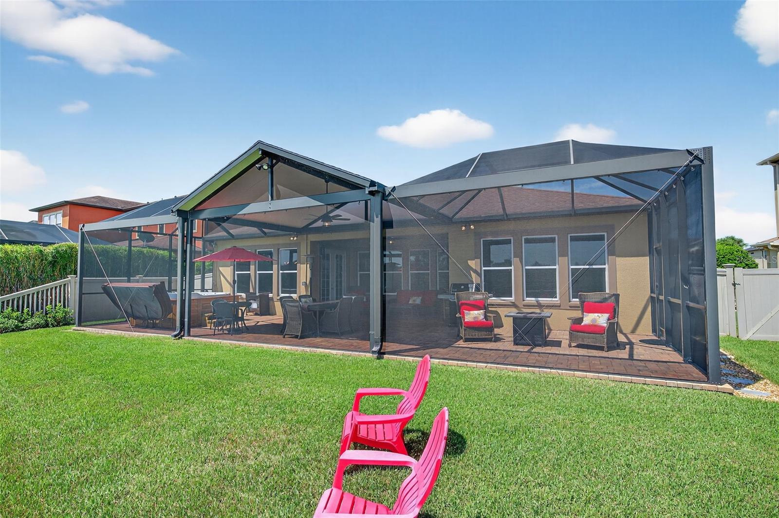 Listing photo id 49 for 4446 Ortona Lane