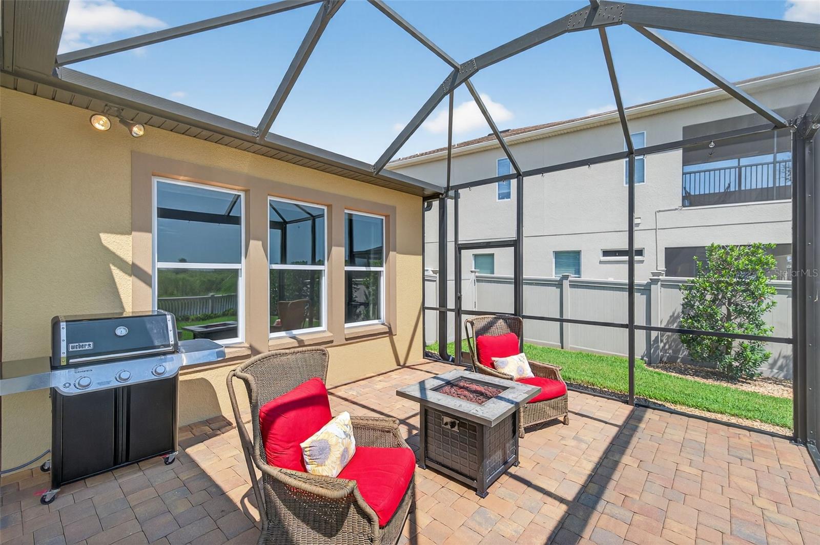 Listing photo id 51 for 4446 Ortona Lane