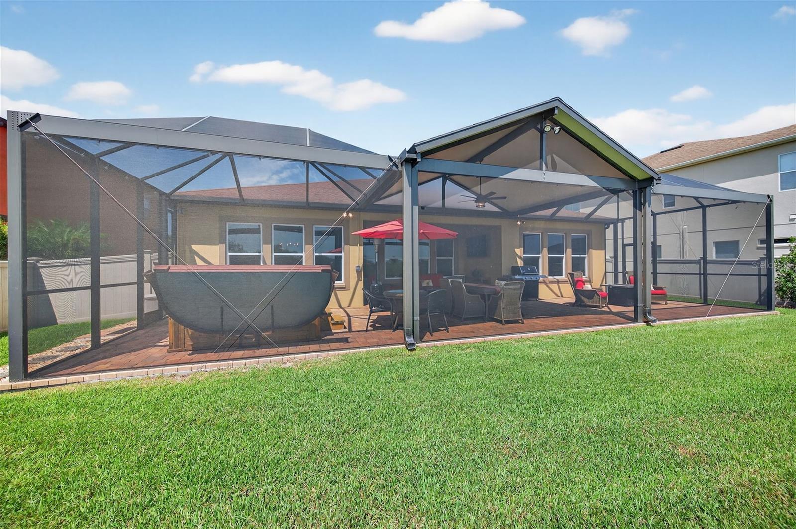 Listing photo id 56 for 4446 Ortona Lane