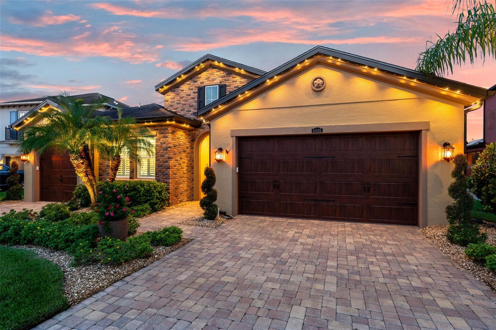 Listing photo id 72 for 4446 Ortona Lane