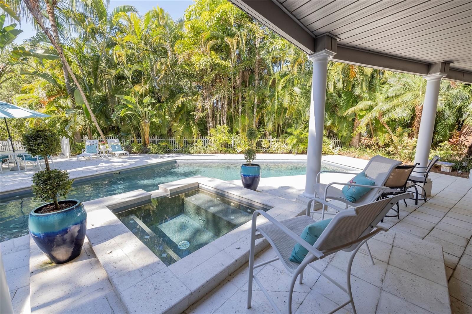 Listing photo id 31 for 761 Soundview Drive