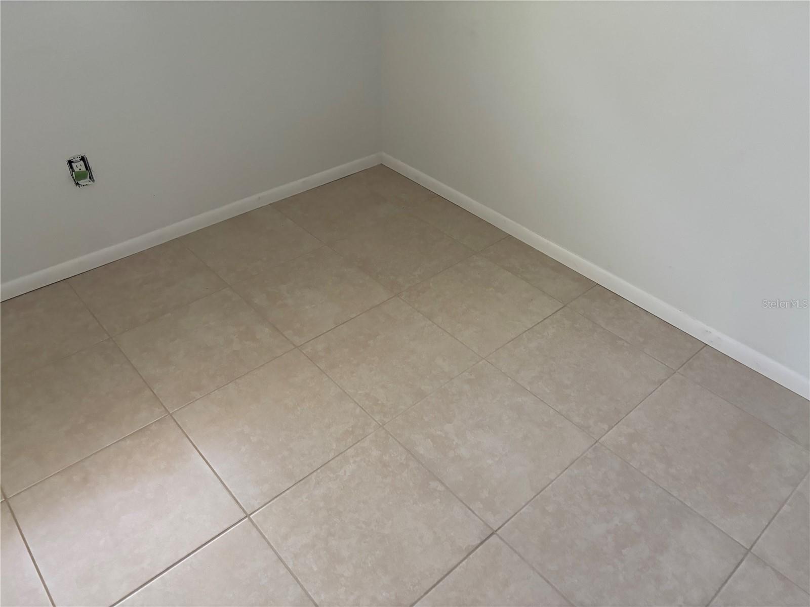 Image 9 of 9 For 705 5th Avenue Ne A