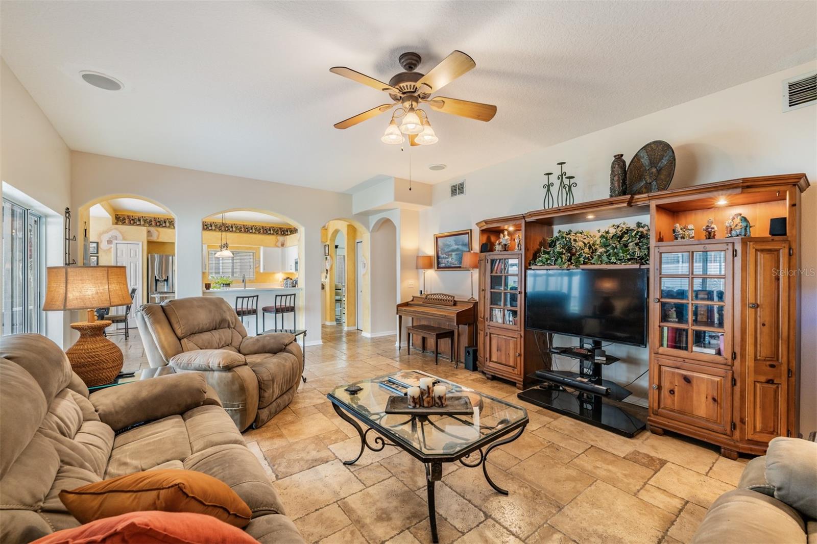 Image 11 of 62 For 19411 Sandy Springs Circle