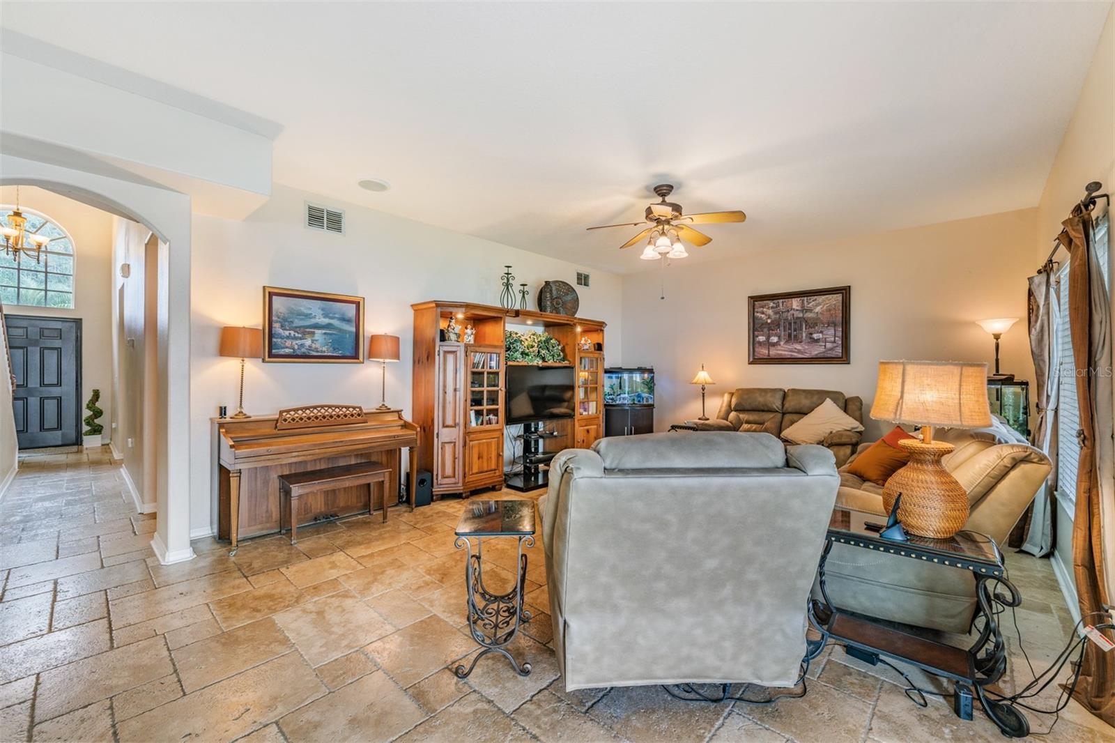 Image 12 of 62 For 19411 Sandy Springs Circle