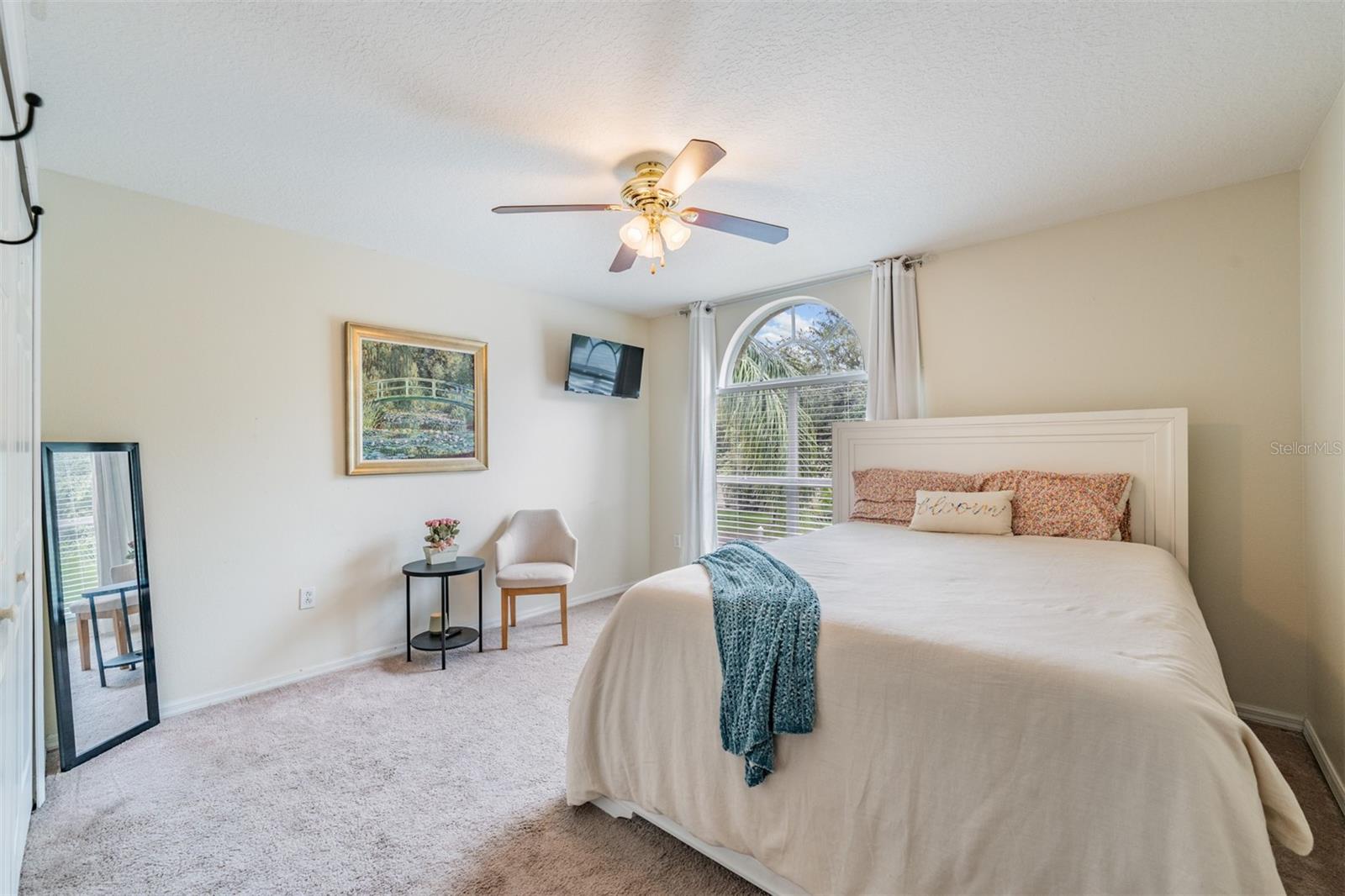 Image 26 of 62 For 19411 Sandy Springs Circle