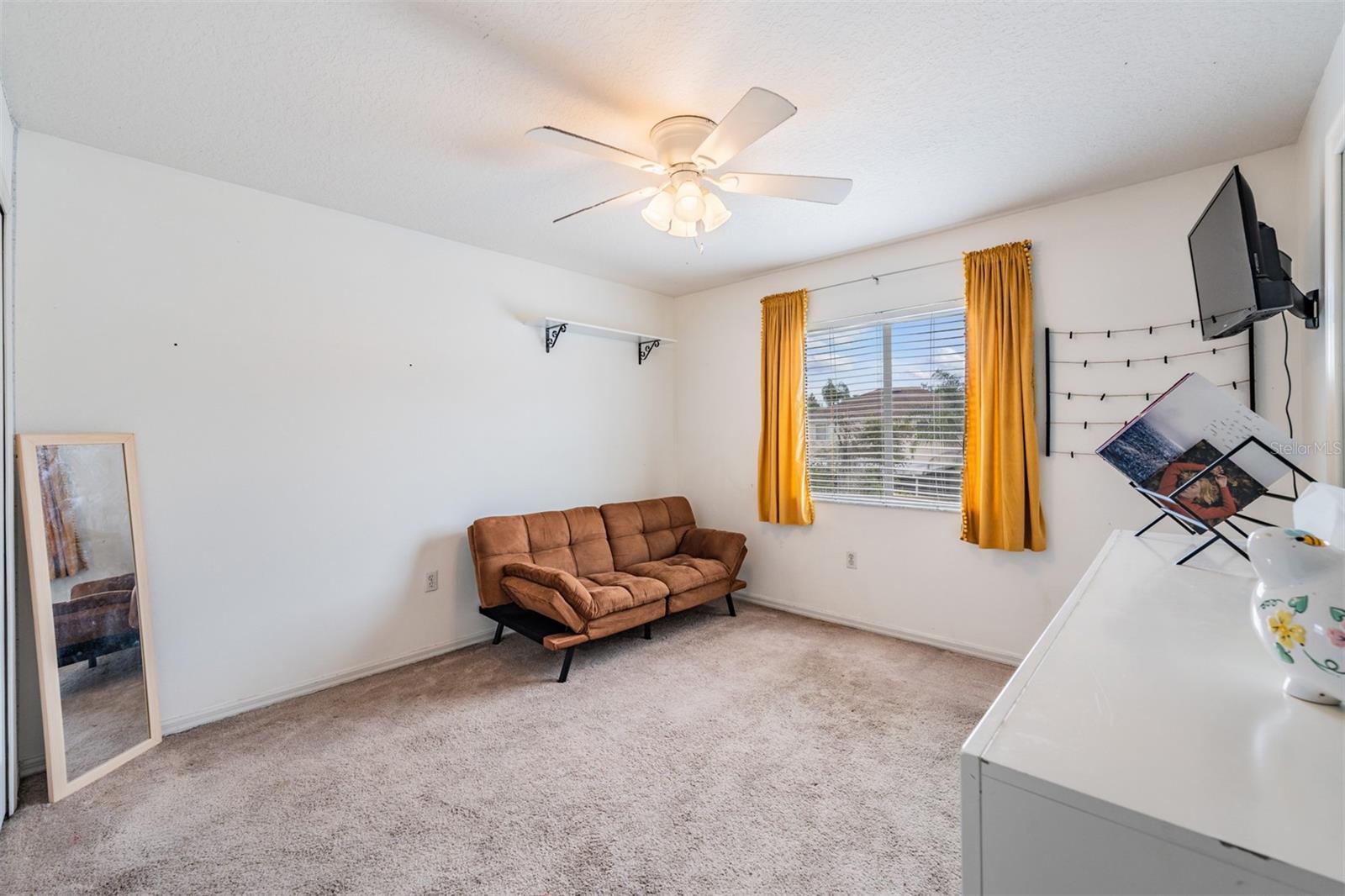 Image 28 of 62 For 19411 Sandy Springs Circle