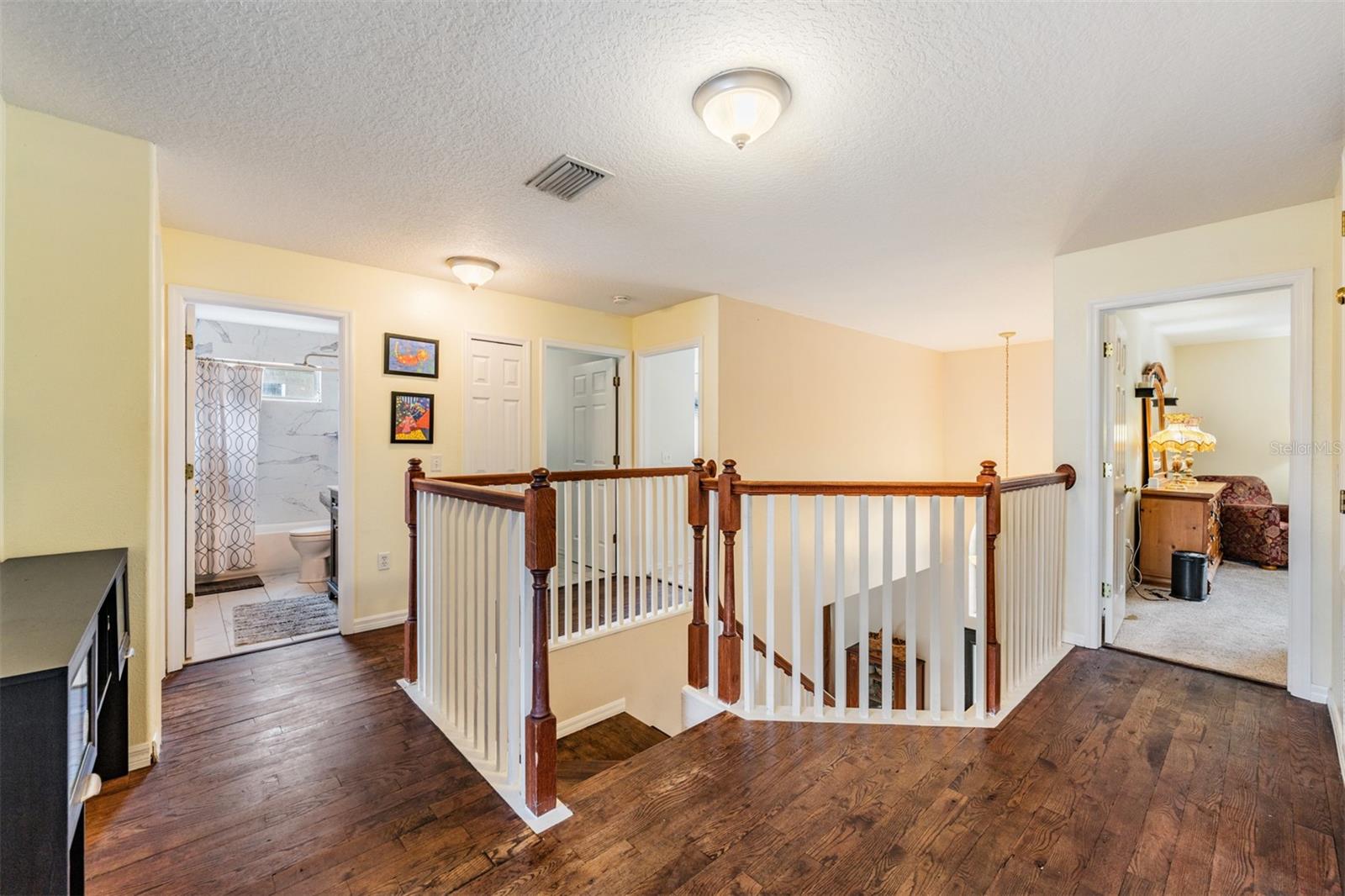 Image 30 of 62 For 19411 Sandy Springs Circle
