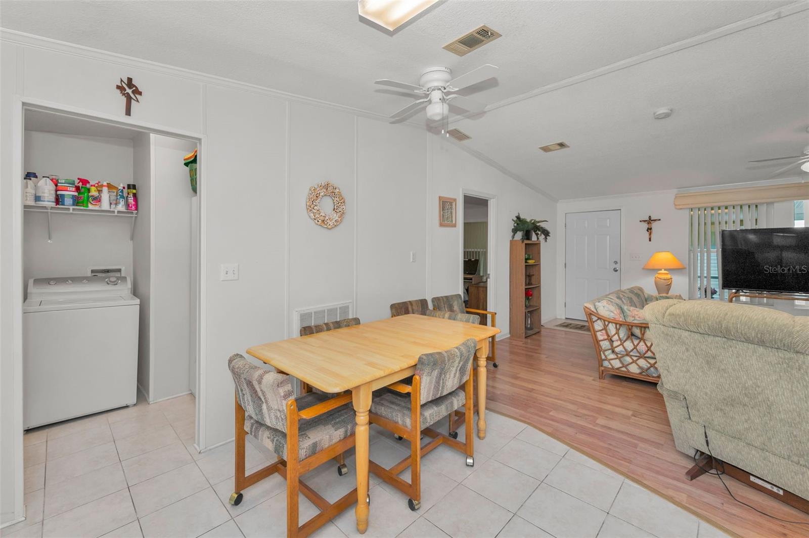 Image 27 of 76 For 239 Harmony Way