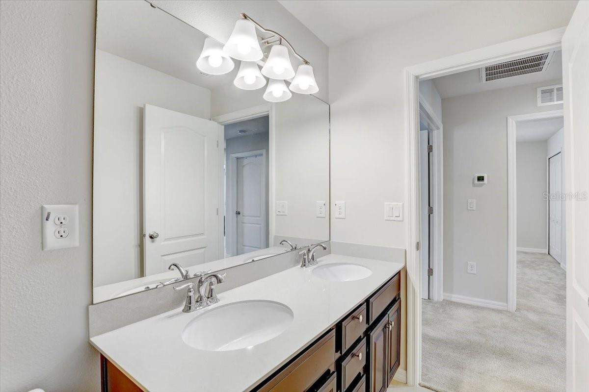 Image 38 of 69 For 11408 Emerald Shore Drive