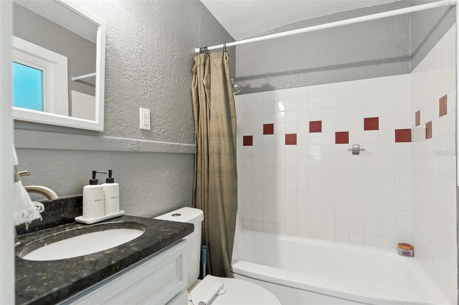 Image 16 of 30 For 2470 47th Street S