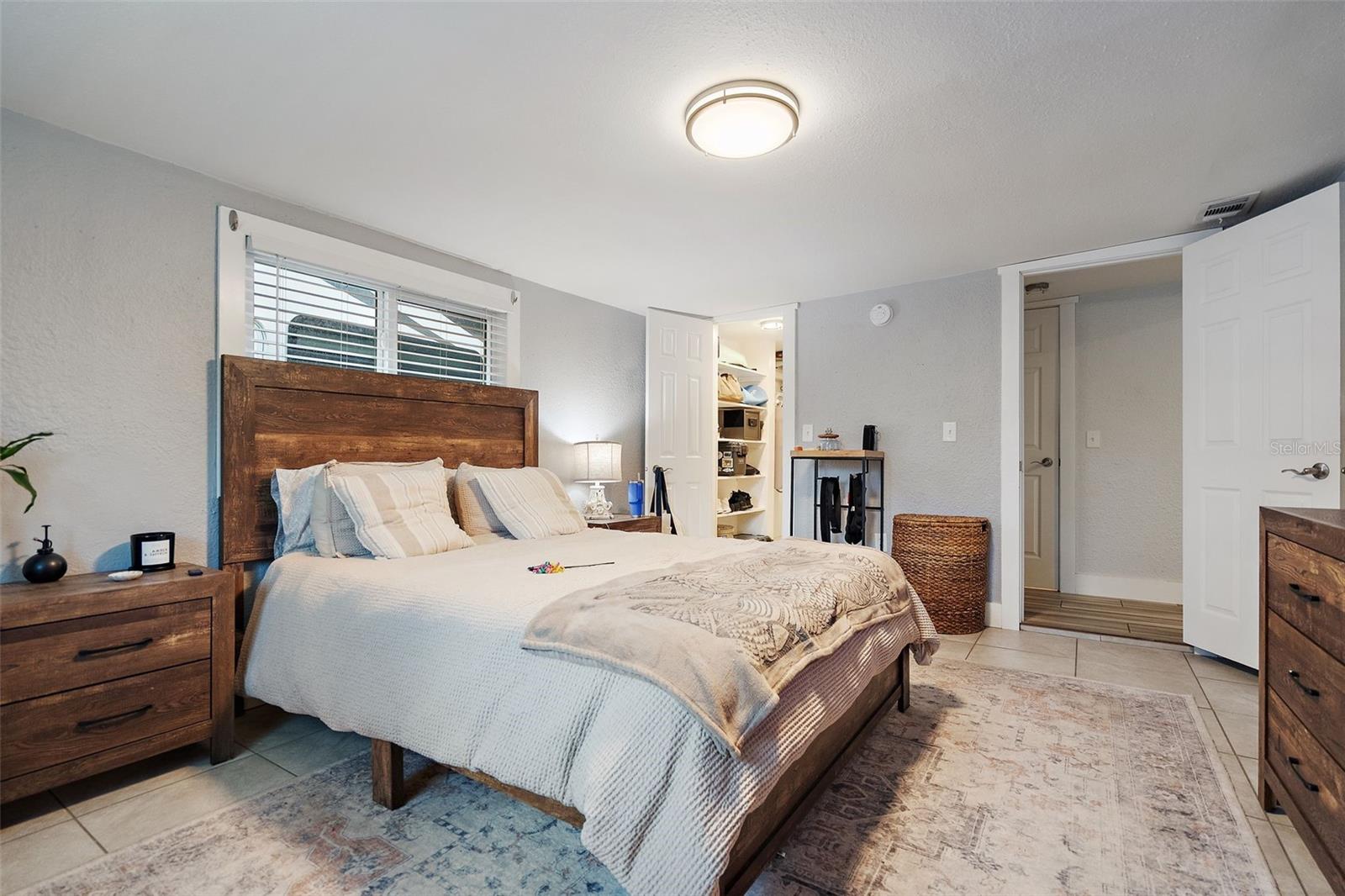 Image 18 of 30 For 2470 47th Street S