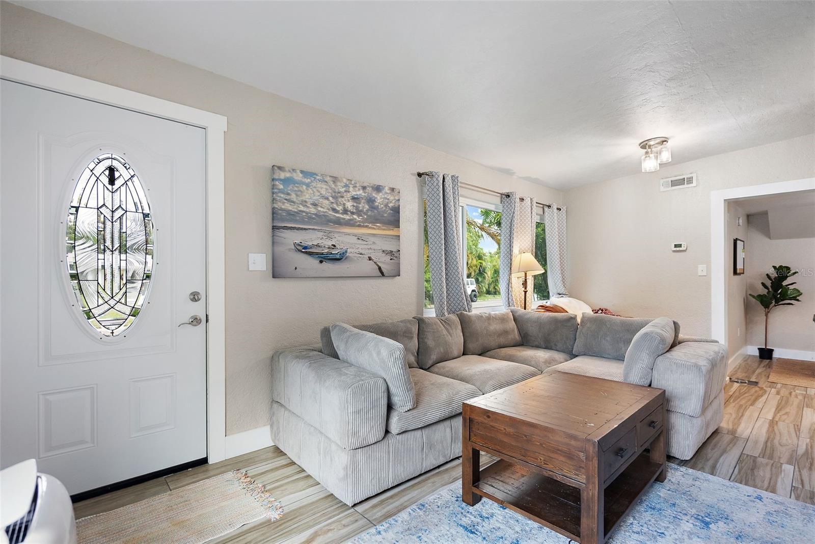 Image 21 of 30 For 2470 47th Street S
