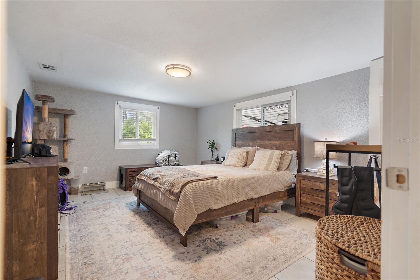 Image 22 of 30 For 2470 47th Street S