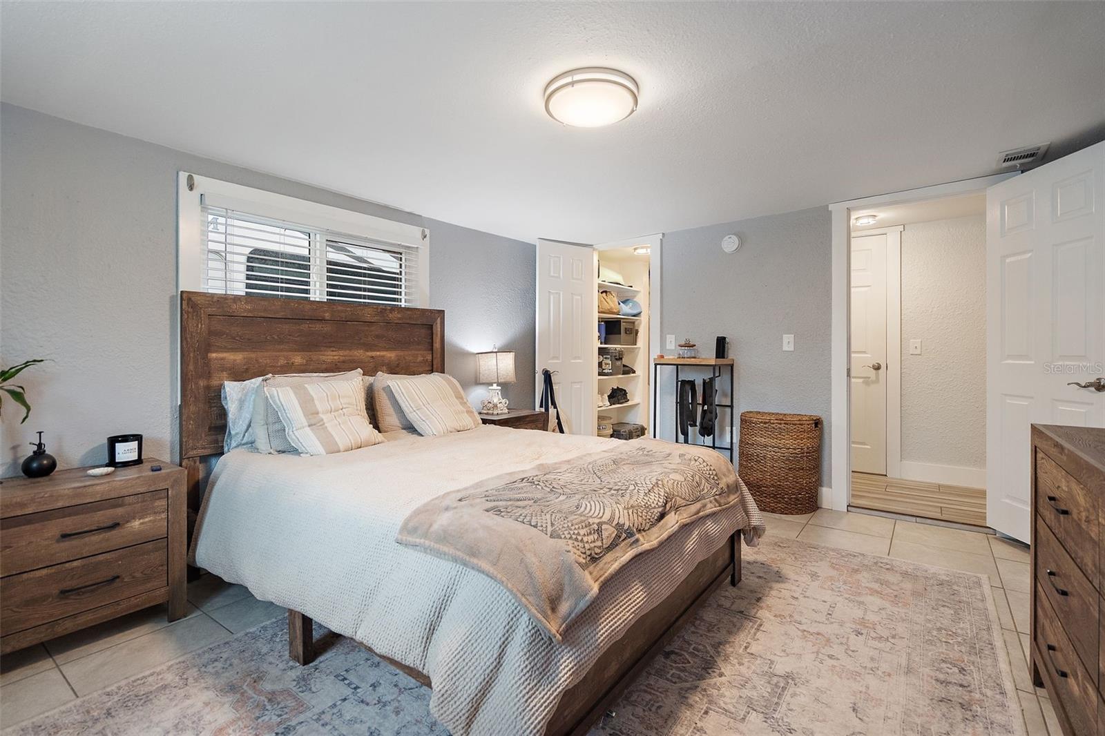 Image 23 of 30 For 2470 47th Street S