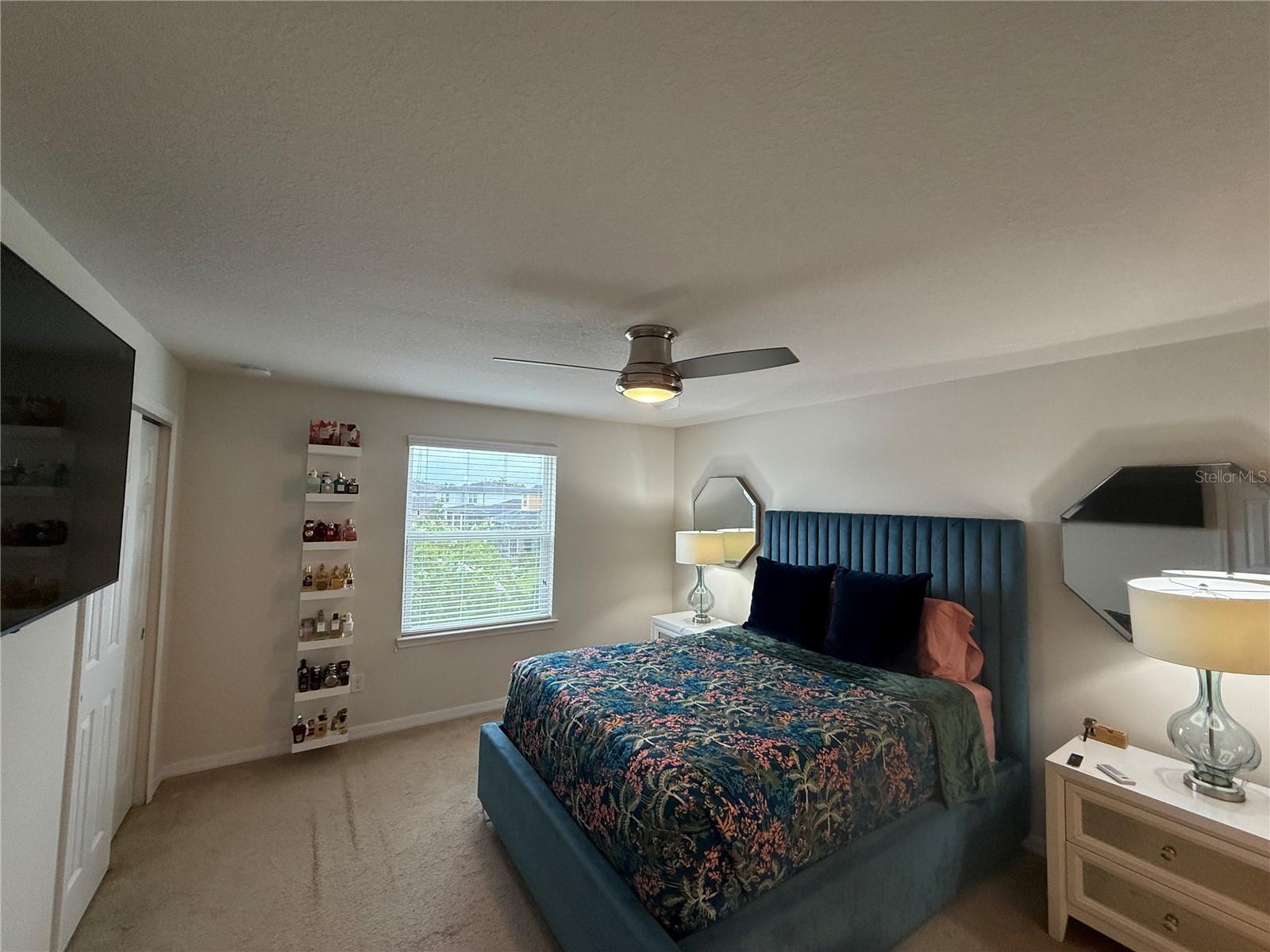 Image 7 of 21 For 9228 Hillcroft Drive