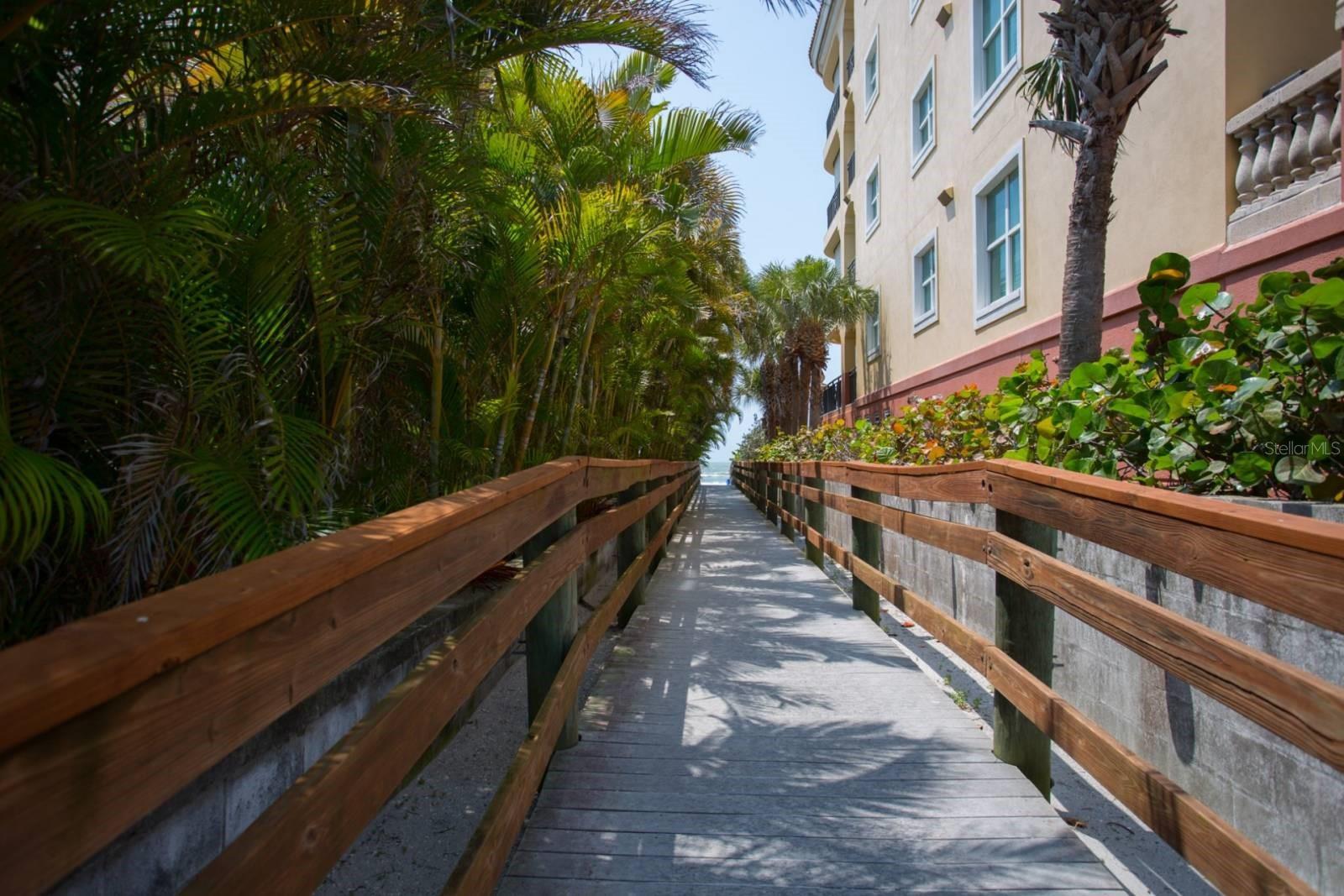 Image 22 of 43 For 16333 Gulf Boulevard 204
