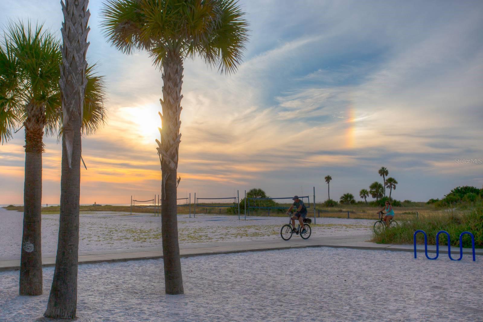 Image 31 of 43 For 16333 Gulf Boulevard 204