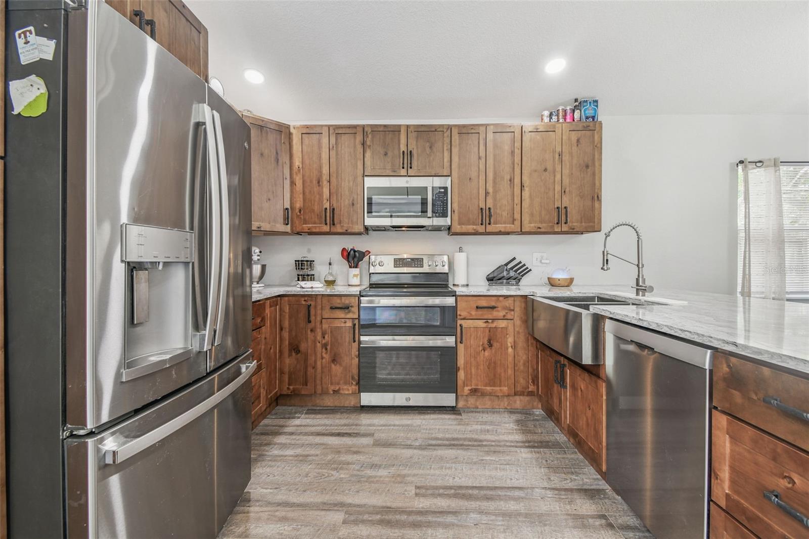 Image 9 of 40 For 301 Sugar Creek Drive