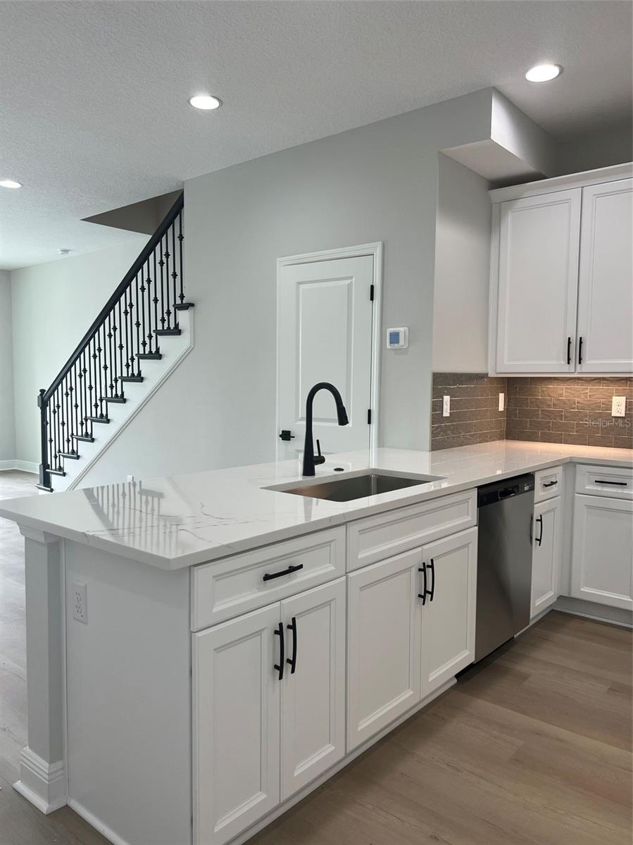 Image 4 of 13 For 7680 93rd Street N