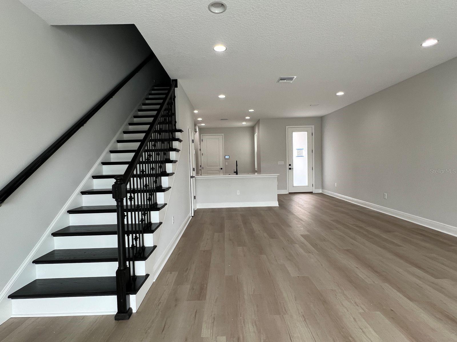 Image 7 of 13 For 7680 93rd Street N