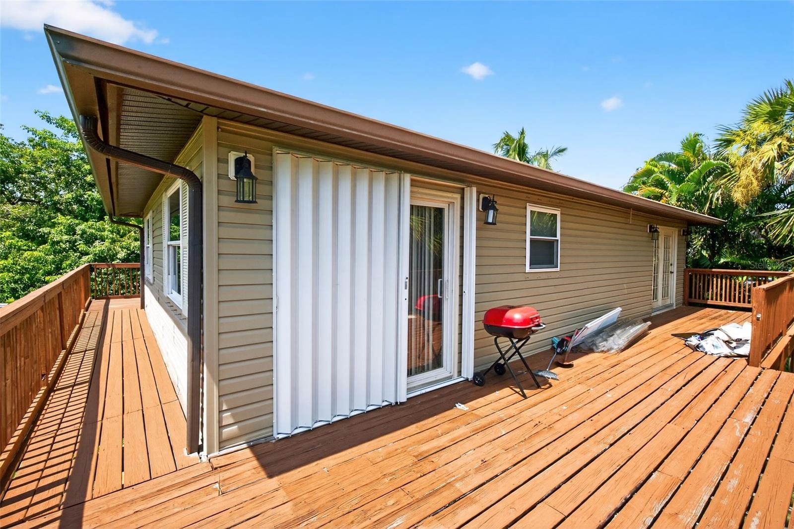 Image 5 of 30 For 8521 Cypress Drive S