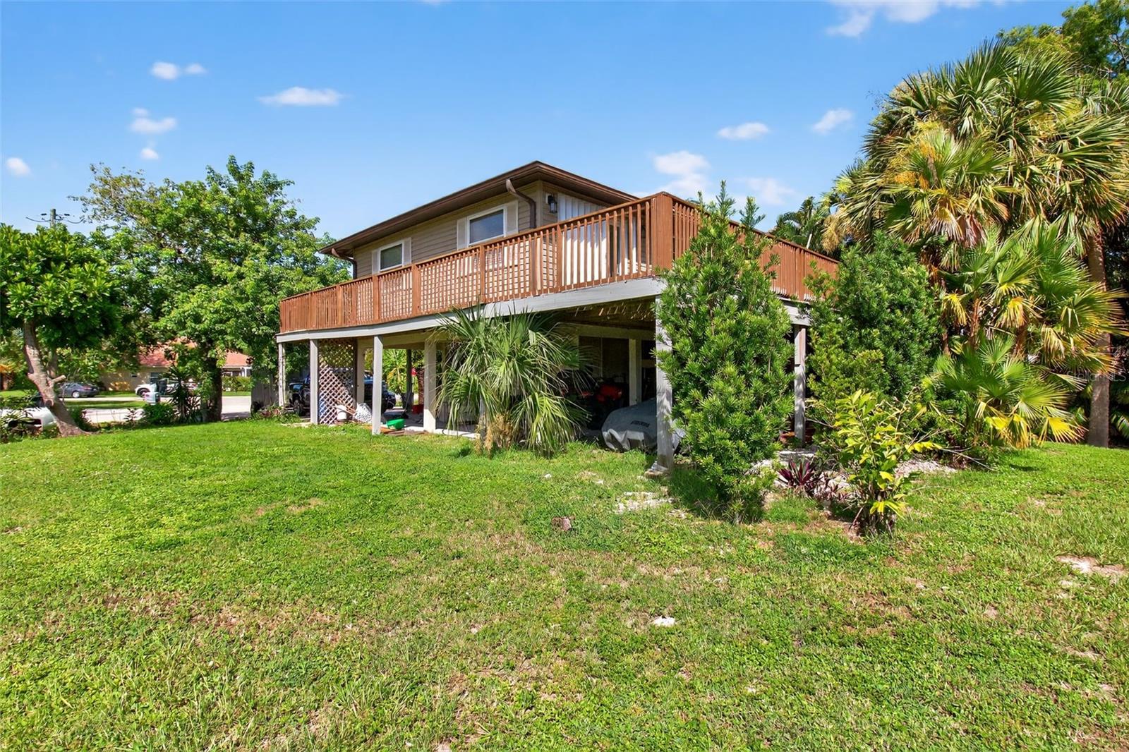 Image 8 of 30 For 8521 Cypress Drive S