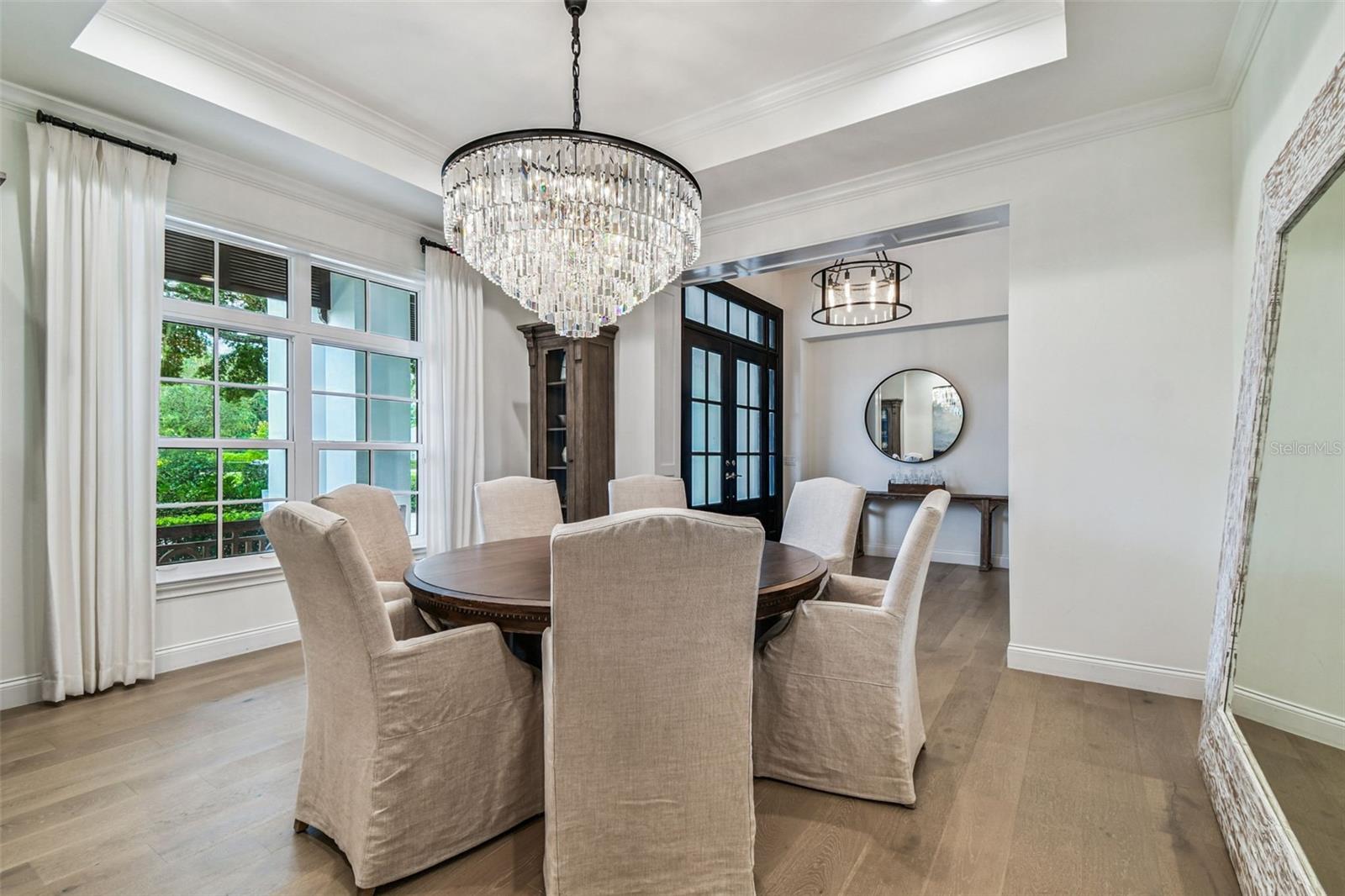 Image 10 of 100 For 8515 Loch Drive
