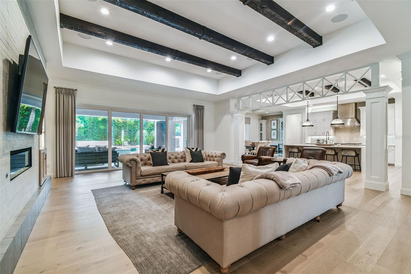Image 12 of 100 For 8515 Loch Drive