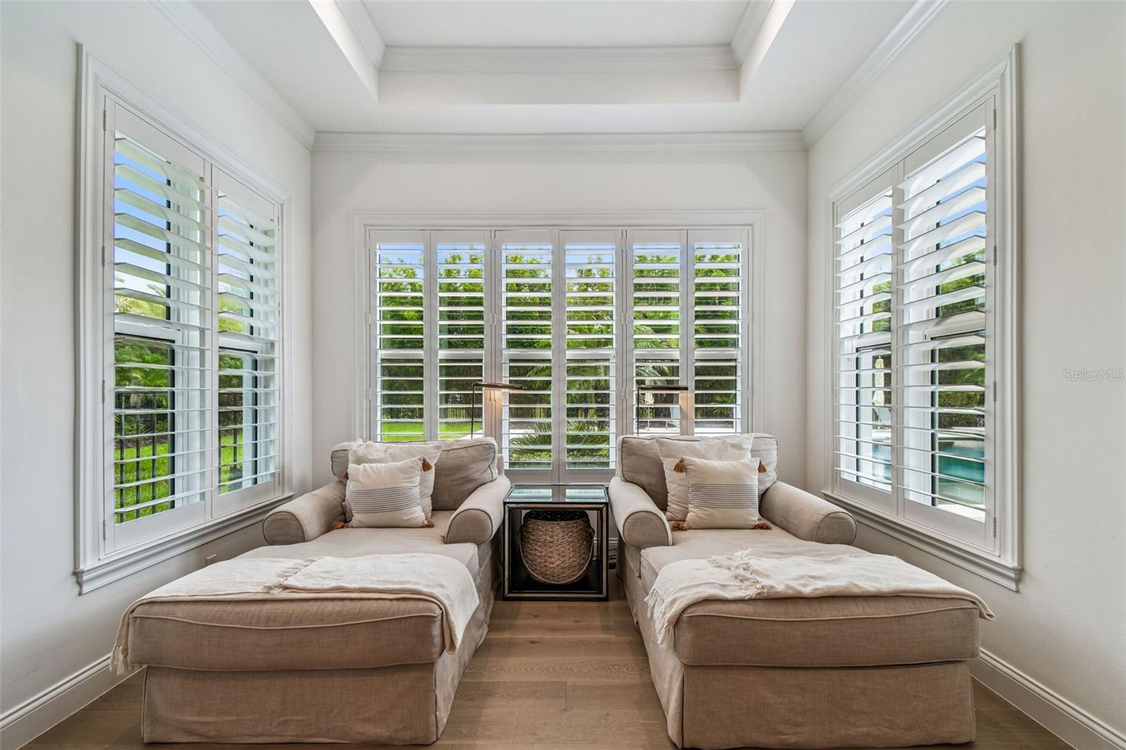 Image 32 of 100 For 8515 Loch Drive
