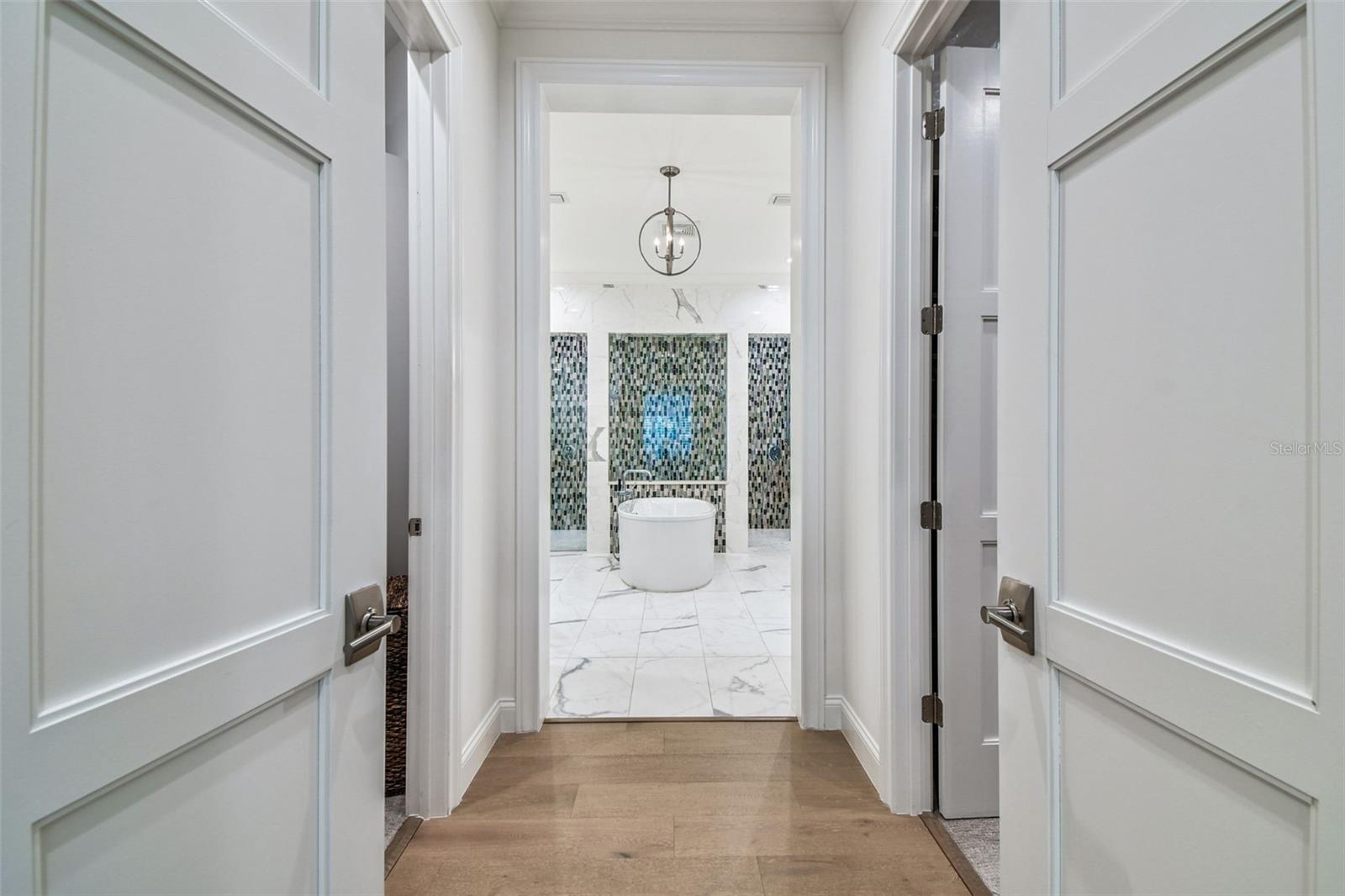 Image 36 of 100 For 8515 Loch Drive