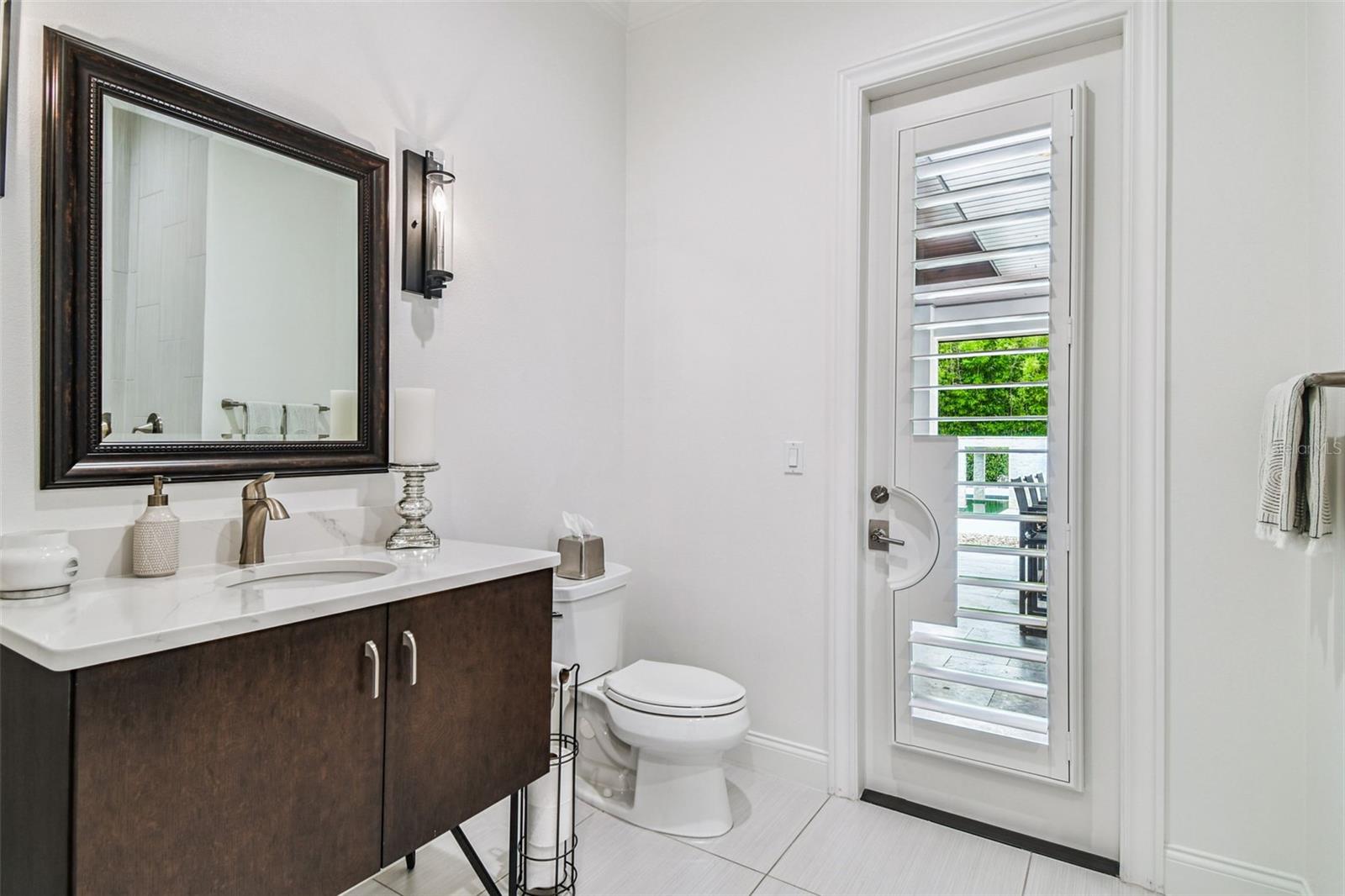 Image 48 of 100 For 8515 Loch Drive