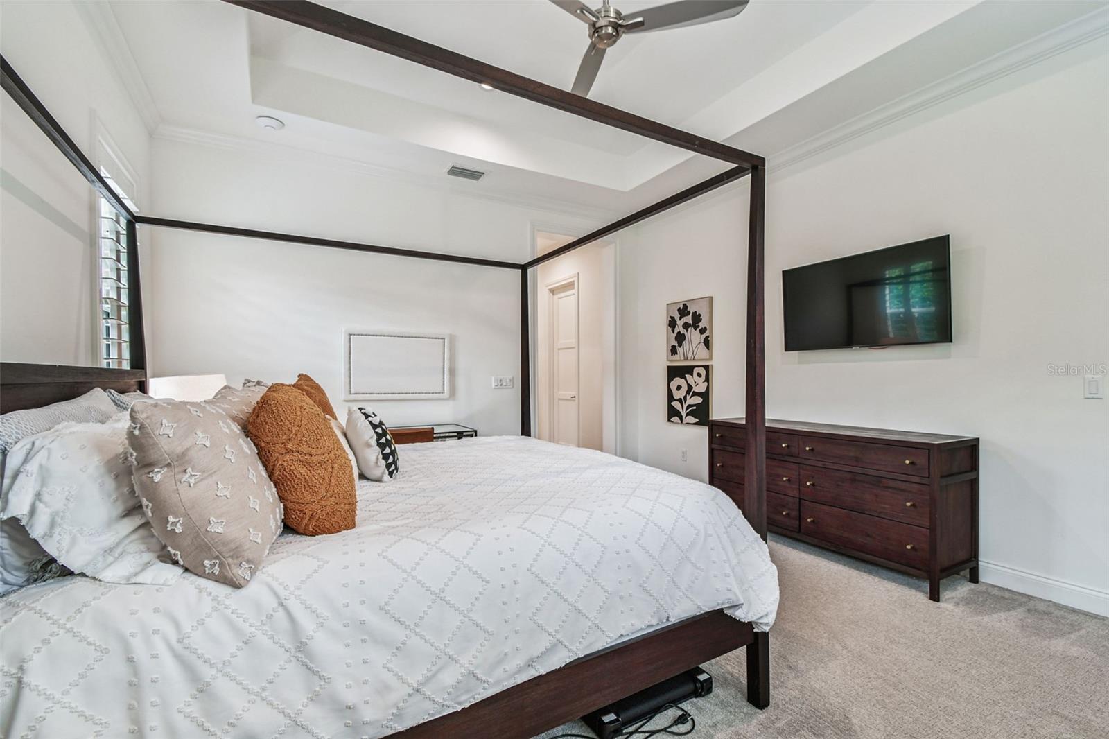 Image 62 of 100 For 8515 Loch Drive
