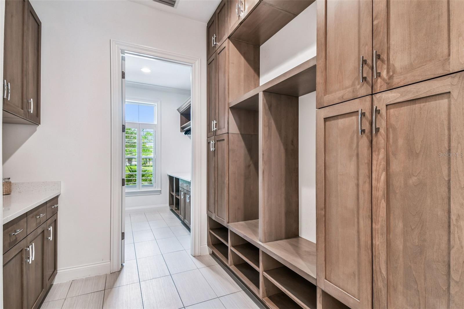 Image 64 of 100 For 8515 Loch Drive
