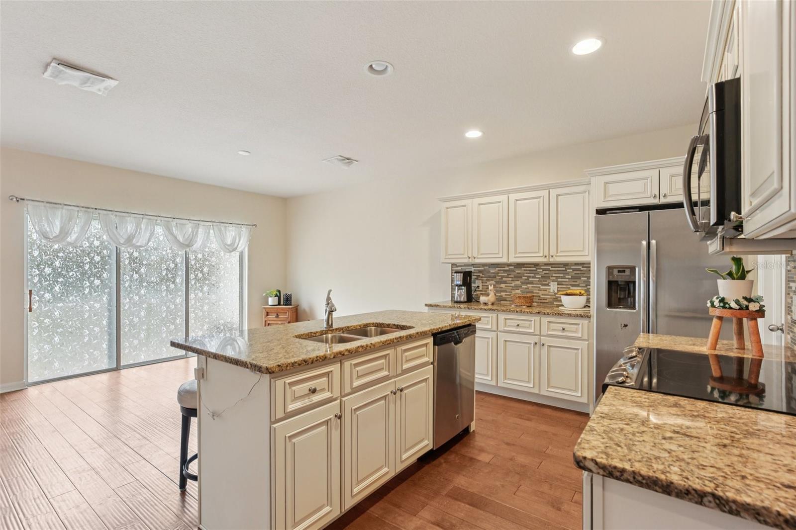 Image 9 of 50 For 1844 Sommarie Way