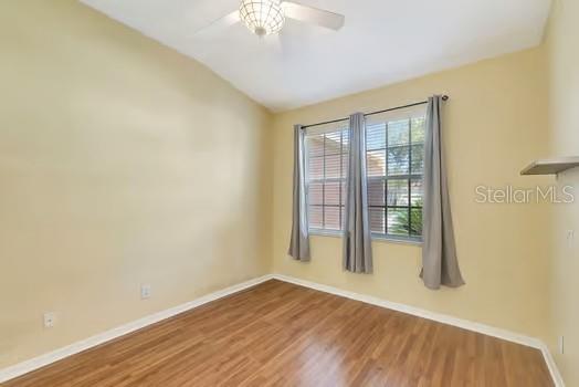 Listing photo id 7 for 10906 Holly Cone Drive