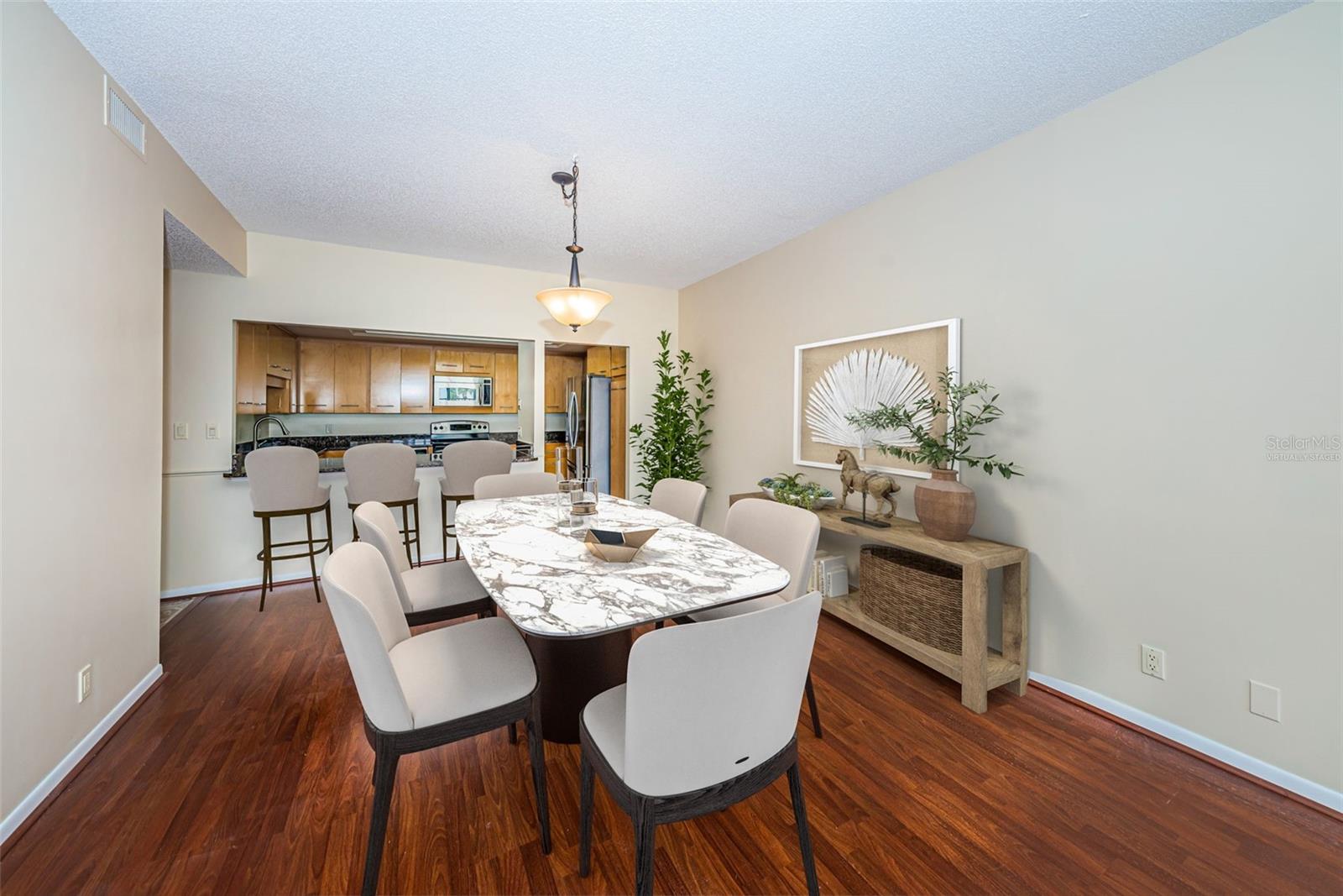 Image 10 of 57 For 8 Belleview Boulevard 601