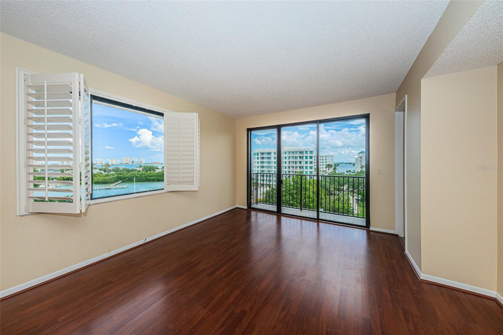 Image 17 of 57 For 8 Belleview Boulevard 601