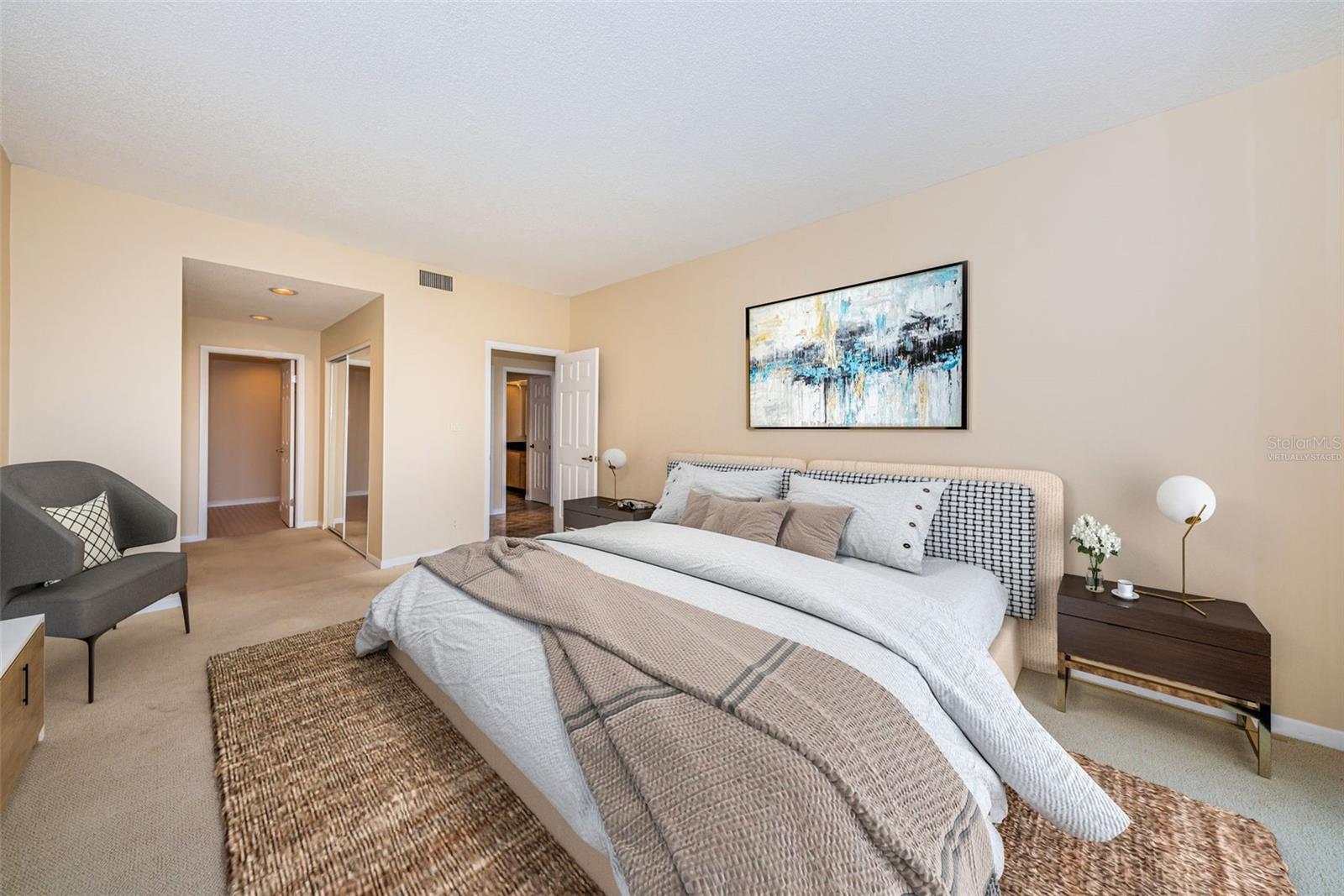 Image 26 of 57 For 8 Belleview Boulevard 601