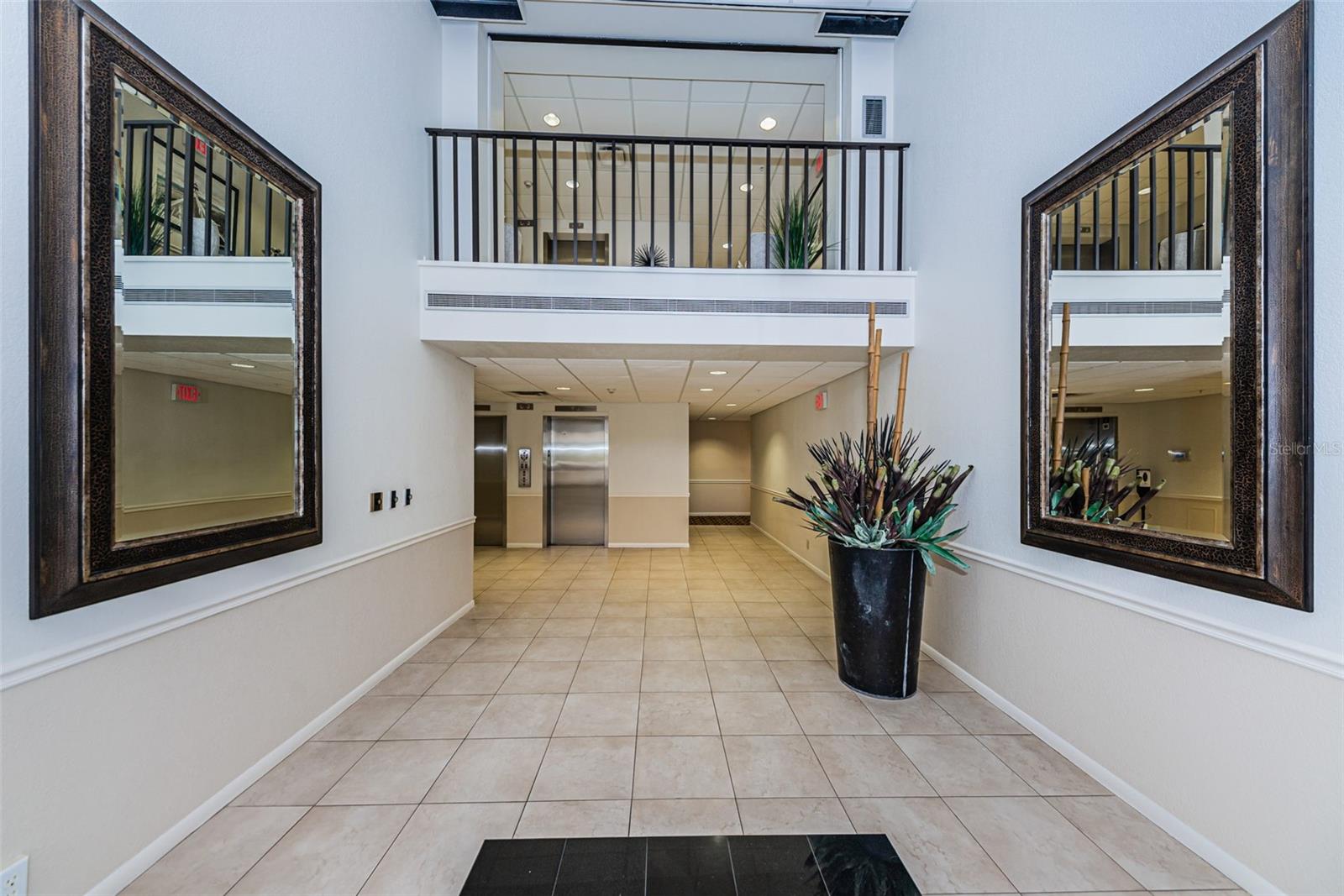 Image 5 of 57 For 8 Belleview Boulevard 601