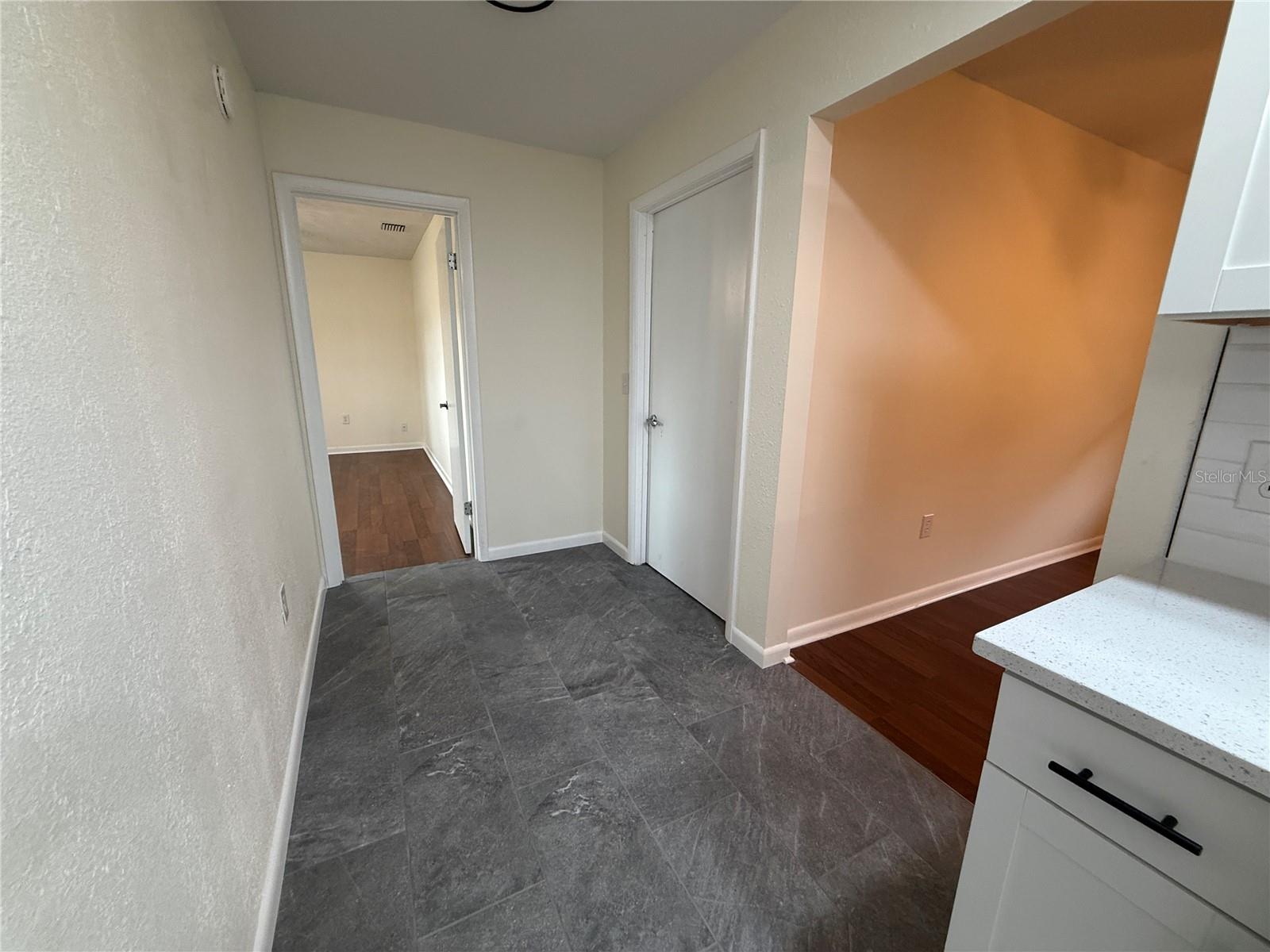 Image 12 of 37 For 6202 Brandon Cir