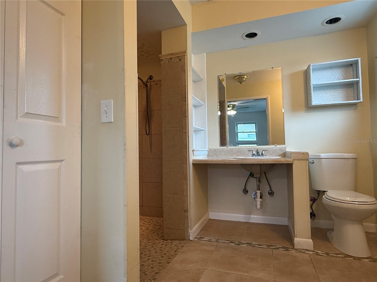 Image 20 of 37 For 6202 Brandon Cir
