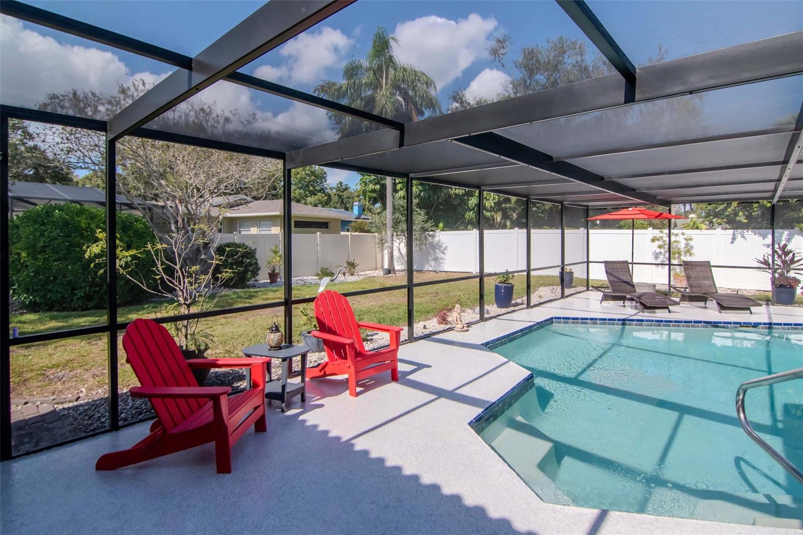 Listing photo id 43 for 3246 Hyde Park Drive