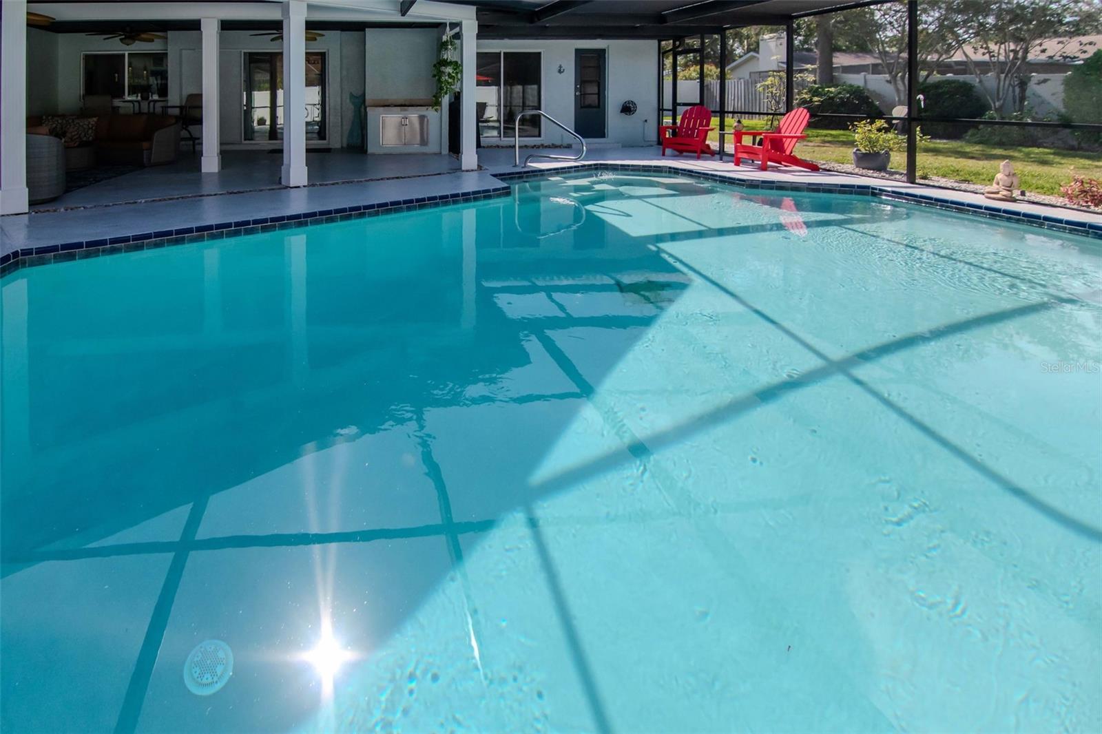 Listing photo id 46 for 3246 Hyde Park Drive