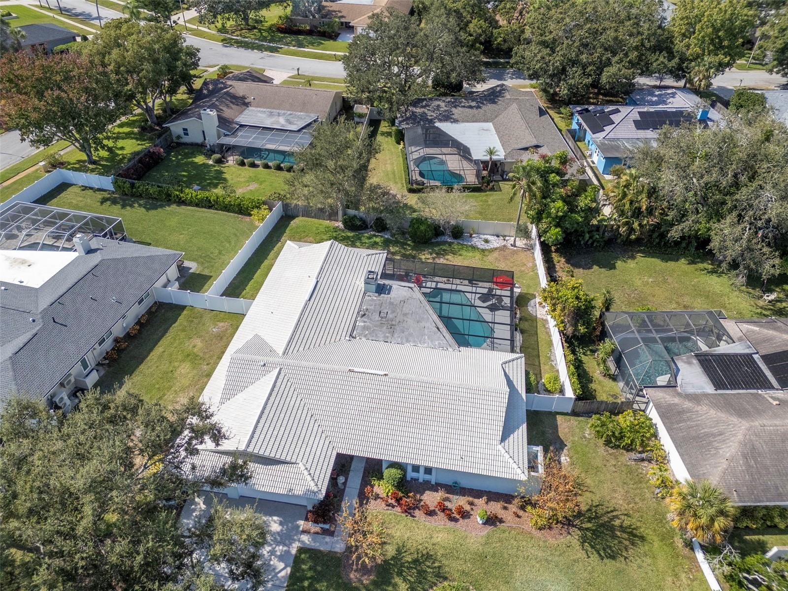 Listing photo id 59 for 3246 Hyde Park Drive